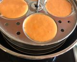 A picture of step 3 of Tri color Idli.