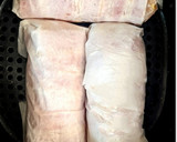 Foto del paso 4 de la receta: Pechuga de pollo rellena de jamón y queso envuelta con bacon ahumado