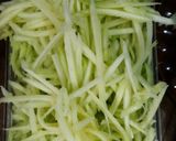 Foto langkah ke 2 dari resep Asinan Mangga.