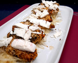 Foto del paso 5 de la receta: Montaditos de pollo con salsa de frutos rojos y queso de cabra