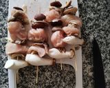 Foto del paso 4 de la receta: Menú del 40 aniversario de Zelda, tortilla, brocheta de carne y setas, arroz cremoso y manzana-miel