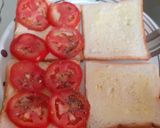 A picture of step 2 of Tomato and cucumber sandwich.