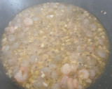 Foto del paso 2 de la receta: Espaguetis con gambitas al ajillo