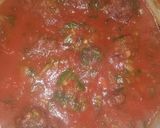 A picture of step 7 of Meatballs in pizzaiola sauce.