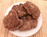 A picture of step 2 of Sig's Salisbury Steak vegetarian or beef.