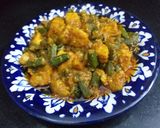 A picture of step 5 of Bhindi Chicken with three Spices.
