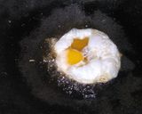 Foto langkah ke 1 dari resep Telur Kecap.