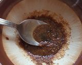 A picture of step 2 of Radish Leaves with Sesame Dressing.