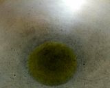 A picture of step 2 of Chane ka saag.