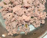 Foto del passaggio 2 della ricetta Cous cous estivo con carne tritata,pomodorini, rucola e scaglie di parmigiano