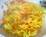 A picture of step 3 of Spicy Oil Ramen (Soupless Ramen) with Kimchi.