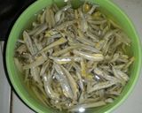 Foto langkah ke 1 dari resep Oseng Teri jengki.