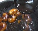 A picture of step 5 of Stir-fried & Simmered New Potatoes.