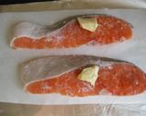 A picture of step 3 of Western-style Saikyo Miso Fried Salmon.
