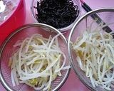 A picture of step 4 of Hijiki Seaweed, Konnyaku, and Bean Sprout Namul.