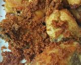 Foto langkah ke 7 dari resep Ayam Goreng serundeng.