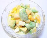 A picture of step 5 of Bell Pepper and Avocado with Honey and Lemon.