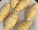 Foto langkah ke 1 dari resep Croffle (croissant waffle).