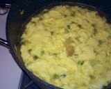 A picture of step 4 of Egg Flower Soup.
