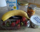 Φωτογραφία βήματος 1 της συνταγής Smoothie μπανάνα φράουλα!!