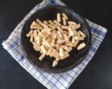 Foto langkah ke 1 dari resep Kroket Tempe Isi Ikan Asar.
