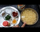 ना कांदा ना लसूण बटाटा सुकी भाजी (batata sukhi bhaji recipe in marathi) रेसिपी स्टेप 1 फोटो