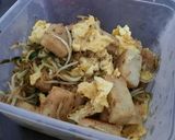 Foto langkah ke 2 dari resep Kue lobak tumis taoge.