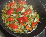 Foto del paso 3 de la receta: Arroz meloso de Atún 🐟 y Langostinos 🦐