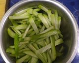 Foto langkah ke 1 dari resep Tumis labu siam kikil.