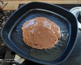 A picture of step 3 of Grilled Banana Chocolate Pan Cake.