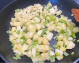 Foto del paso 2 de la receta: Solomillo de Pavo con Salsa de Manzana, Puerro y Nueces