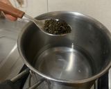 A picture of step 2 of Green Tea: Mint & Lemon Flavour.