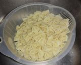 Foto del paso 2 de la receta: Pasta farfalle en salsa blanca con jamón y queso