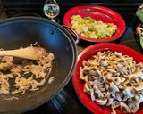 Une image de l'étape 4 de Cabillaud épicé, fondue de poireaux et champignons.