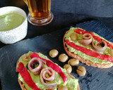 Foto del paso 7 de la receta: Tostas de paté de guisantes