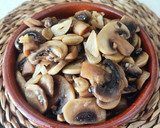 Foto del paso 6 de la receta: Champiñones al ajillo
