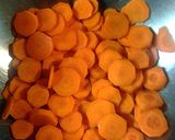 A picture of step 1 of fried carrot chips.