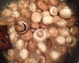A picture of step 1 of 5-Minute Garlic Mushrooms.