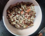 गेहूं के आटे की ब्राउनी (gehu ke aate ki brownie recipe in Hindi) रेसिपी चरण 2 फोटो