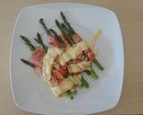 Foto del paso 5 de la receta: Espárragos verdes con bacon y queso fundido 🥓🧀