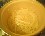 A picture of step 3 of Warming Ginger and Japanese Leek Soup.