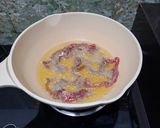 Foto langkah ke 2 dari resep Spicy Crispy Mongolian Beef.