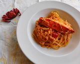 A picture of step 3 of Tomato Pasta with King Crab.