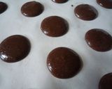 A picture of step 5 of Cocoa Macaron for Valentines.