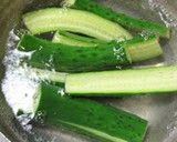 A picture of step 1 of Cucumber Pickles for Burgers.