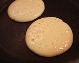A picture of step 4 of Dorayaki (with Pancake Mix).
