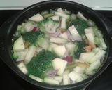 A picture of step 3 of Yummy veggie soup for babies.