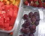 Foto langkah ke 1 dari resep Salad Buah 🍉🥝🍇🍓.