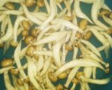 Foto langkah ke 4 dari resep Pokcoy Saus Jamur.