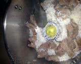 A picture of step 5 of smoked rice with beef.